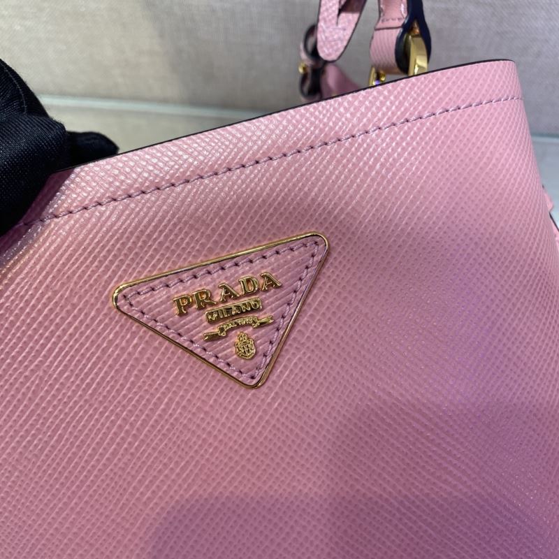 Pra*a tote bags